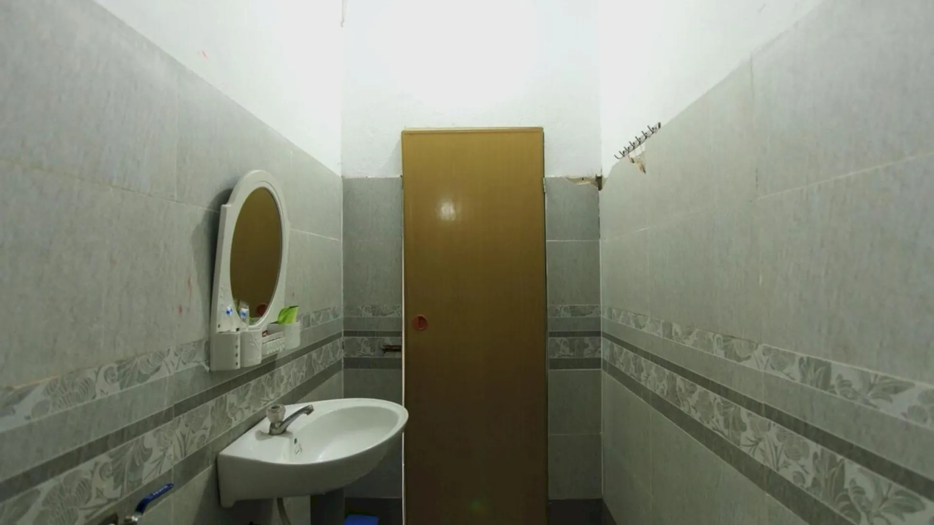 Spot On 1115 Romantic Motel 2*, Da Nang Vietnam