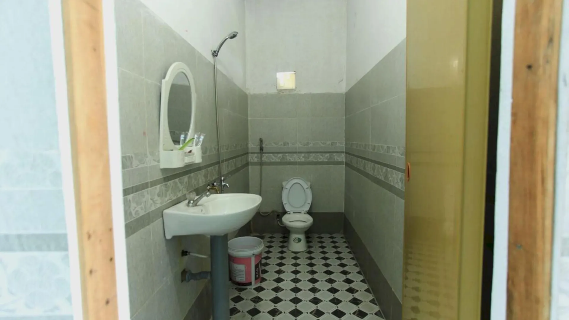 Spot On 1115 Romantic Motel Hotel Da Nang